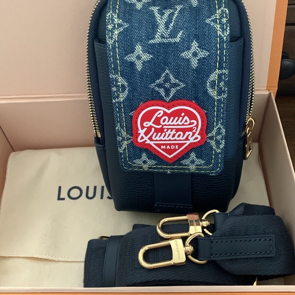 NWT Louis Vuitton Denim & Leather Double Phone Pouch - Picture 9 of 16